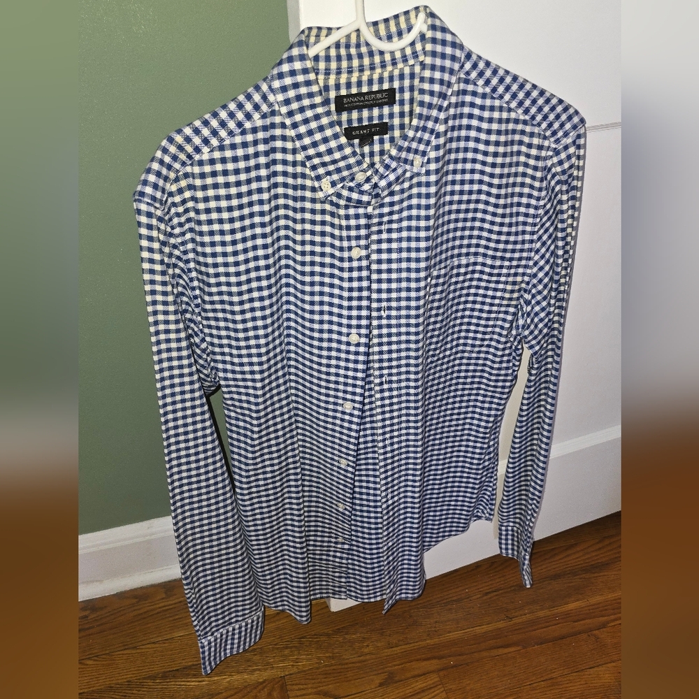 Banana Republic Blue and white button down